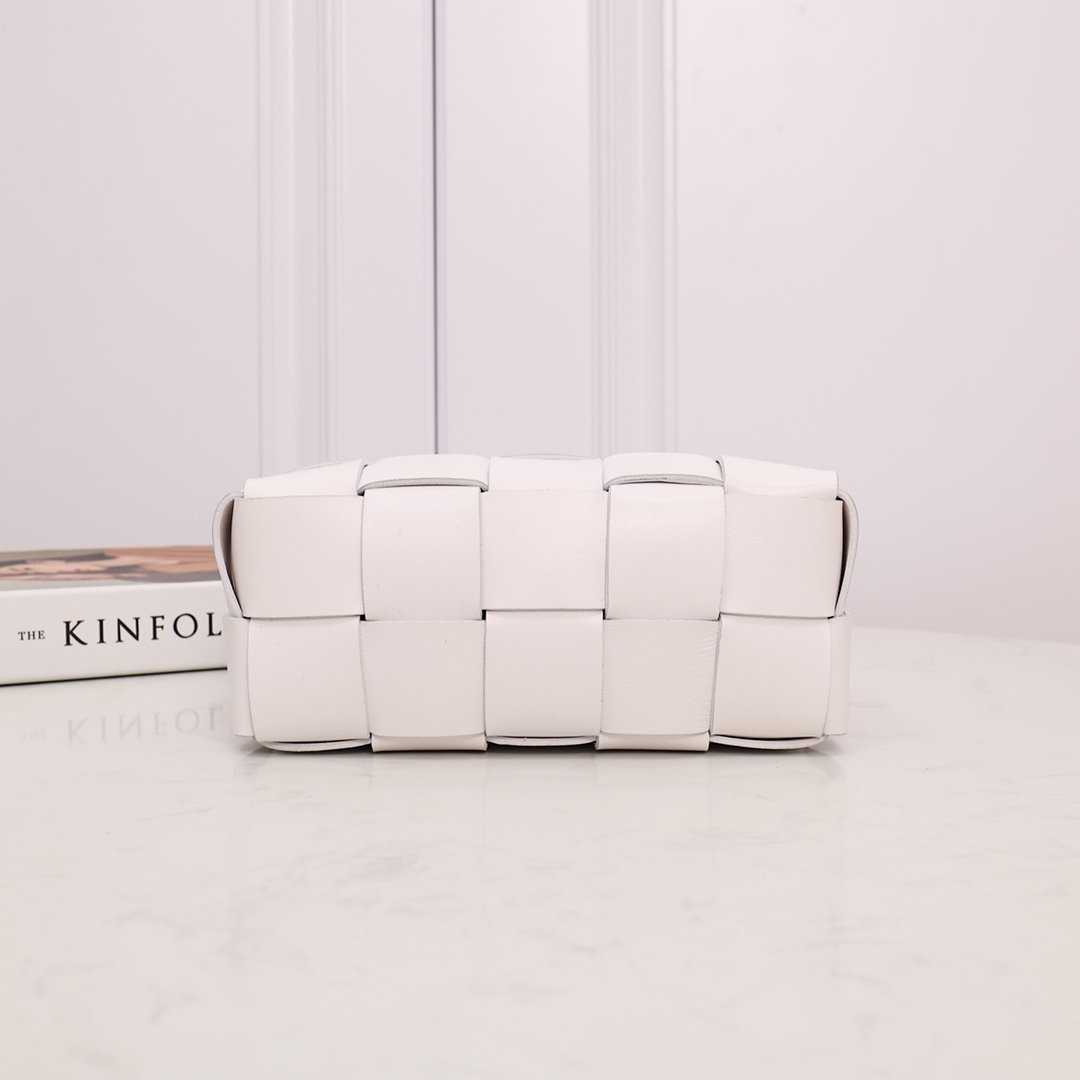 Bottega Veneta Small Brick Cassette - 