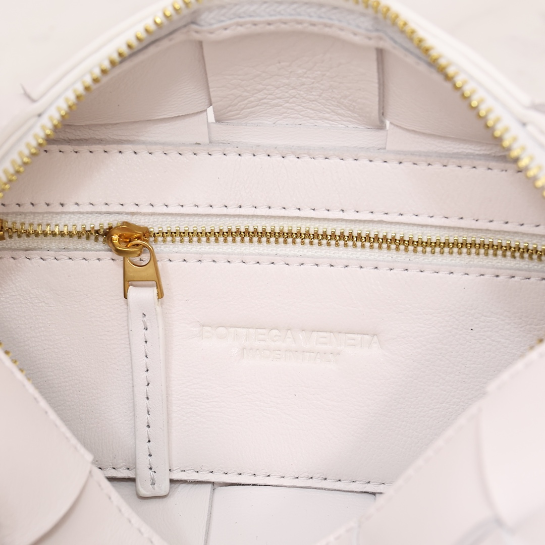 Bottega Veneta Small Brick Cassette - 