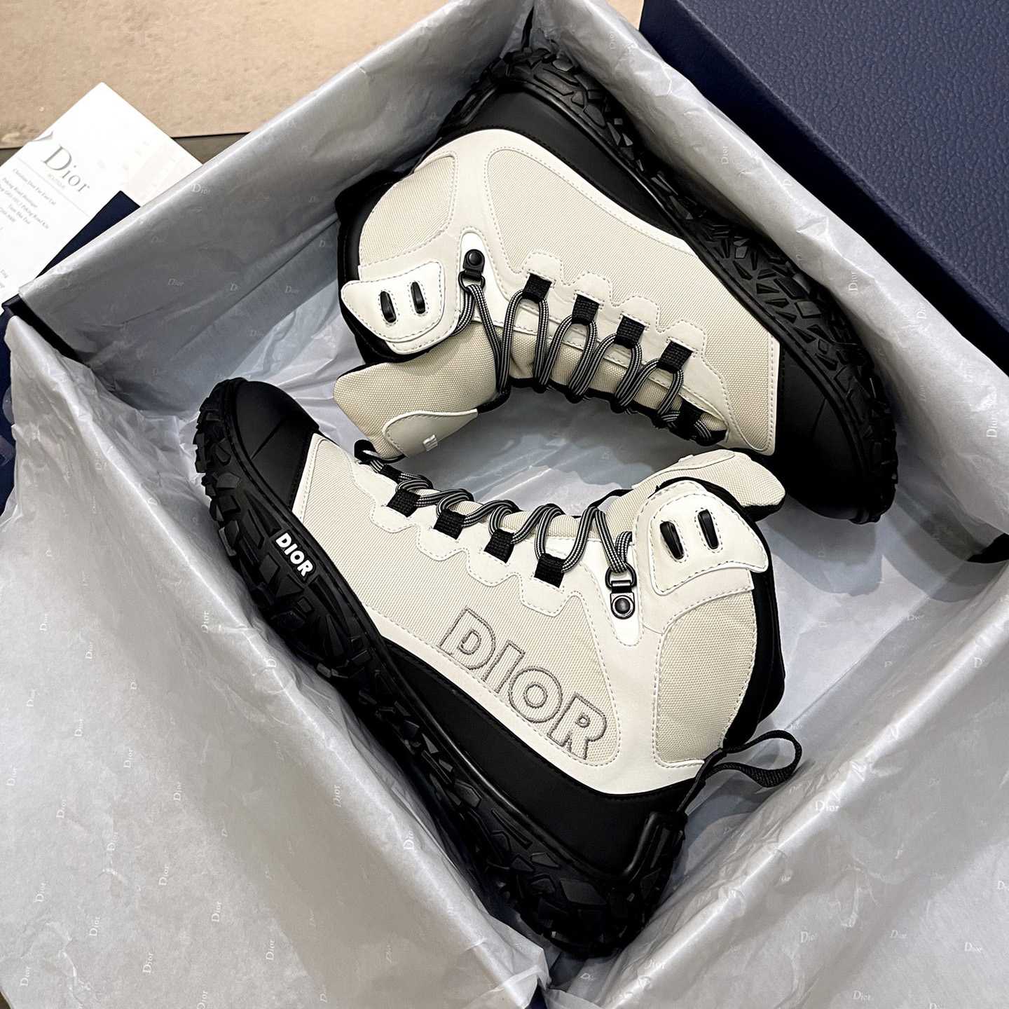 Dior  Diorizon Hiking Ankle Boot - 