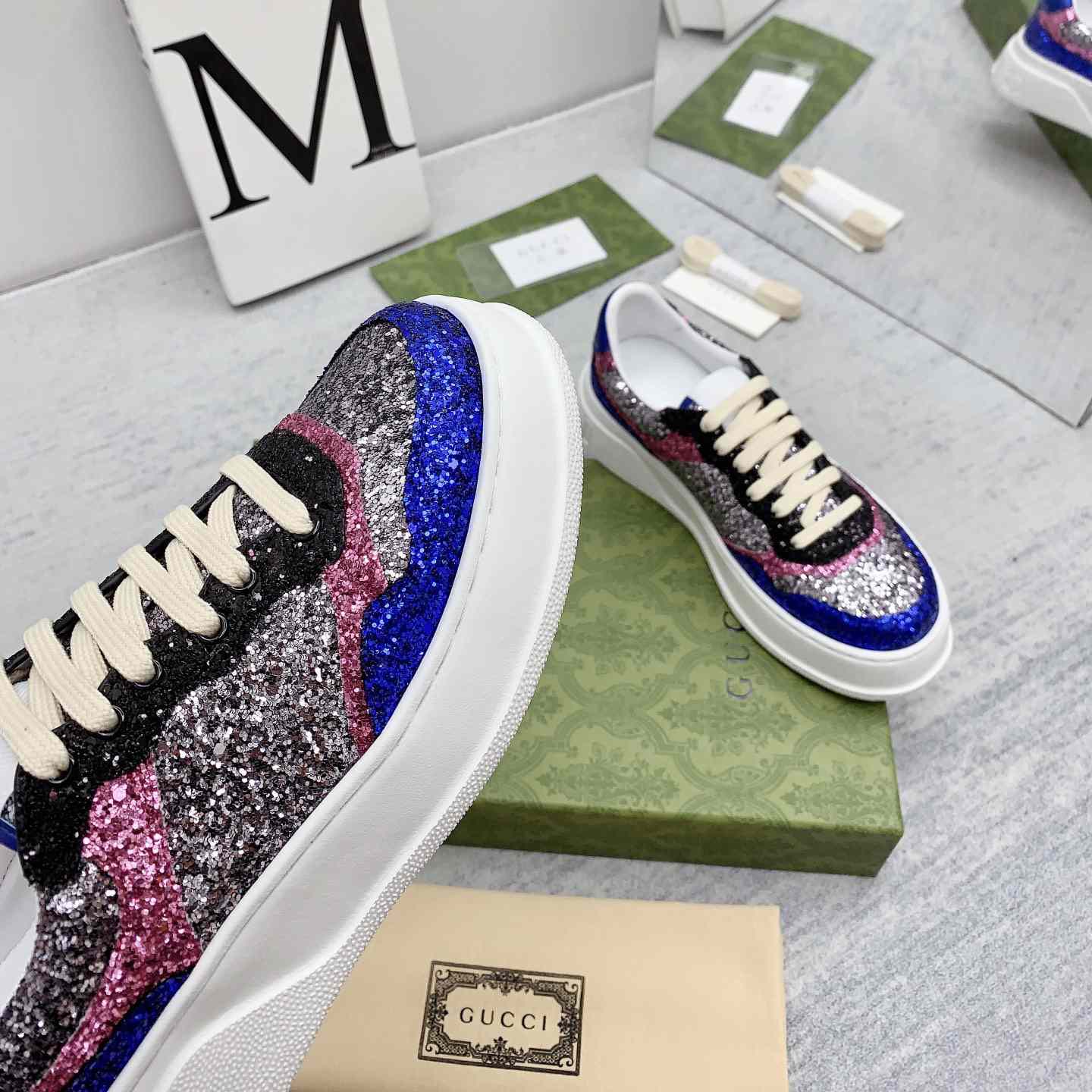 Gucci Glitter Sneaker - 