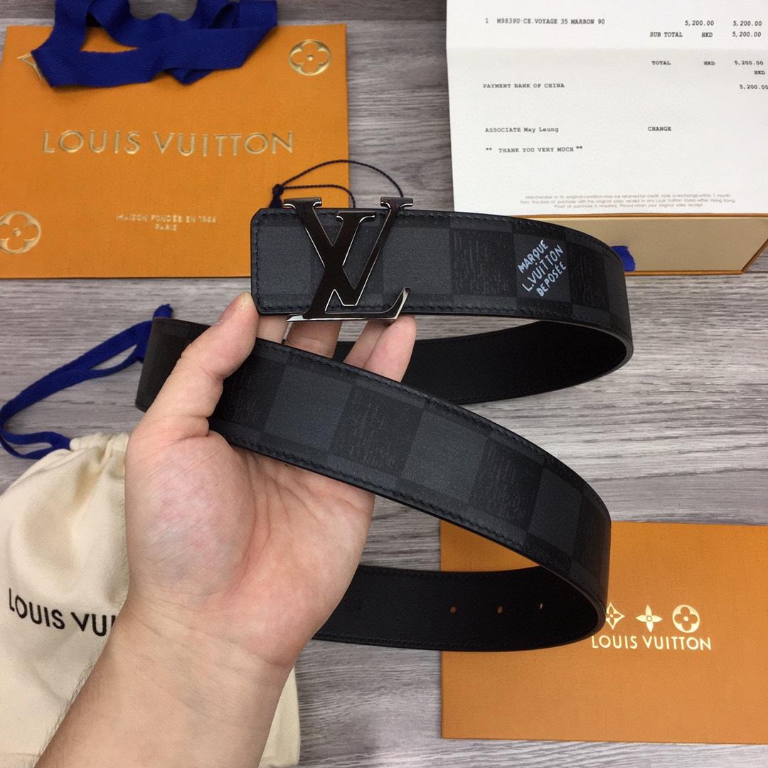 Louis Vuitton Reversible Belt  40mm - 