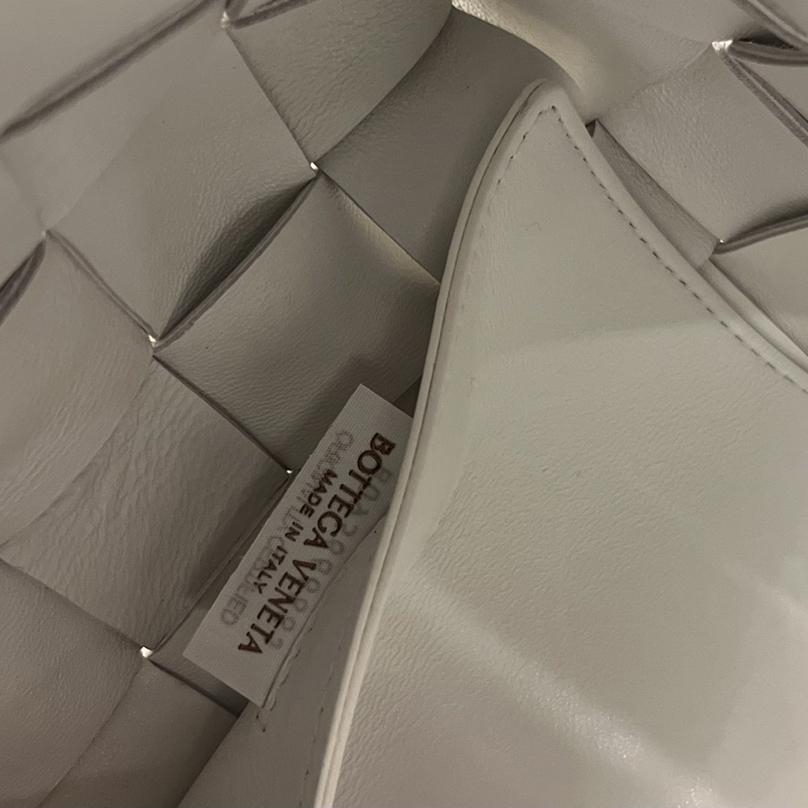 Bottega Veneta Bowling Cassette - 