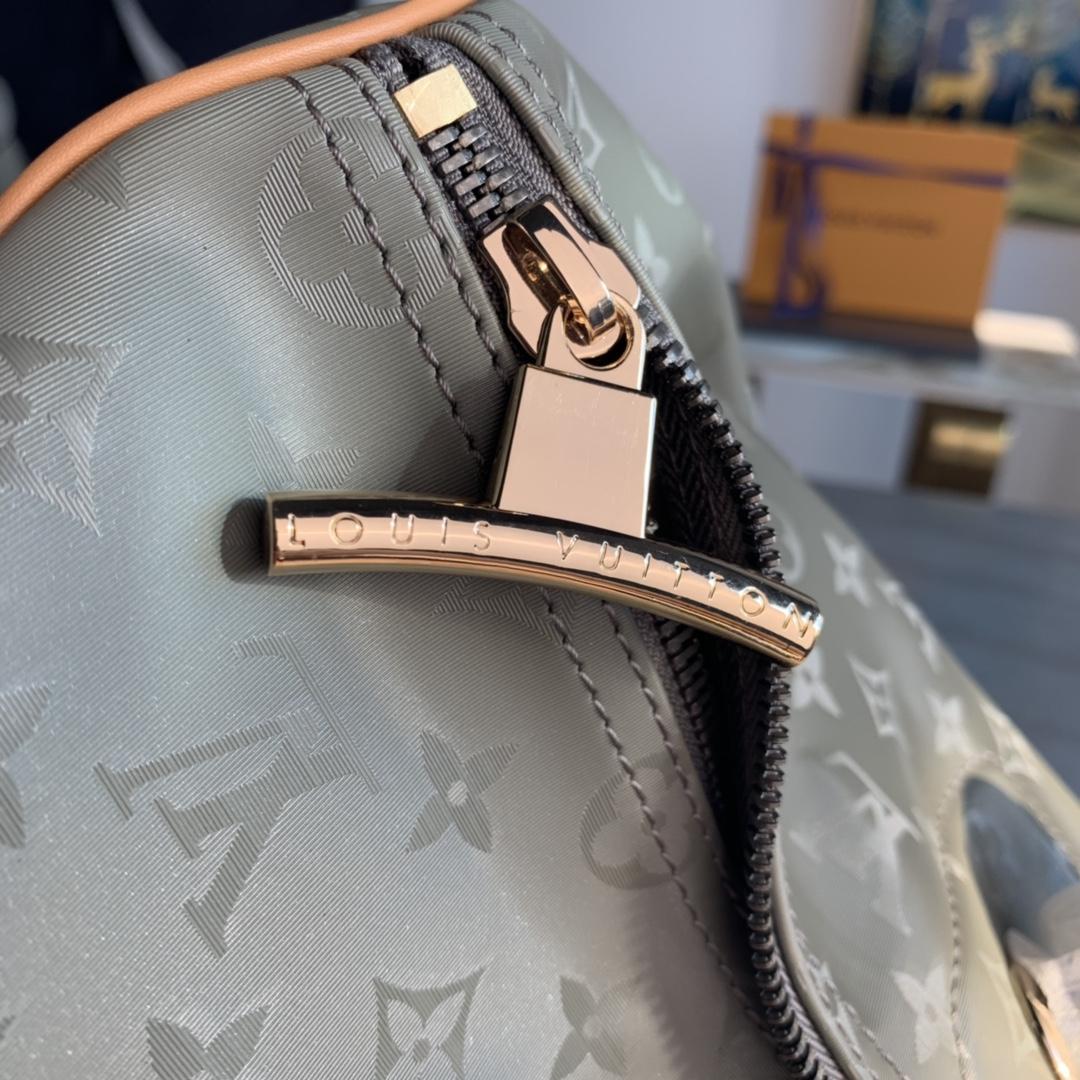 Louis Vuitton Keepall Bandouliere Monogram Titanium 50 Grey - 