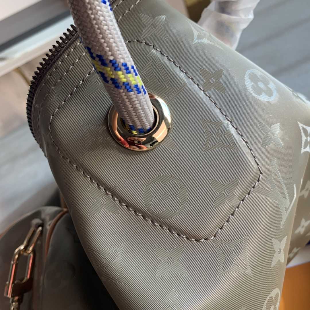 Louis Vuitton Keepall Bandouliere Monogram Titanium 50 Grey - 