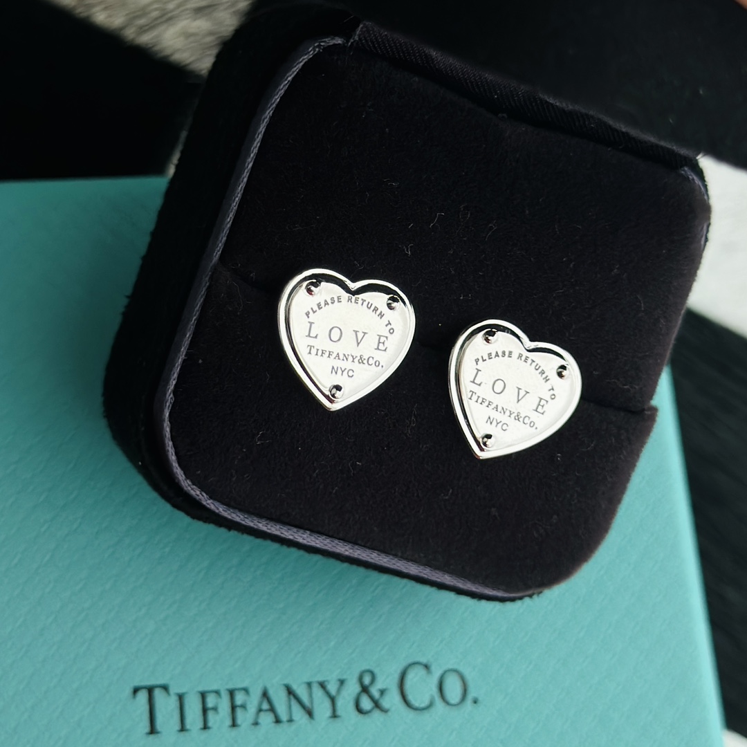 Tiffany&CO Heart Tag Earrings - 