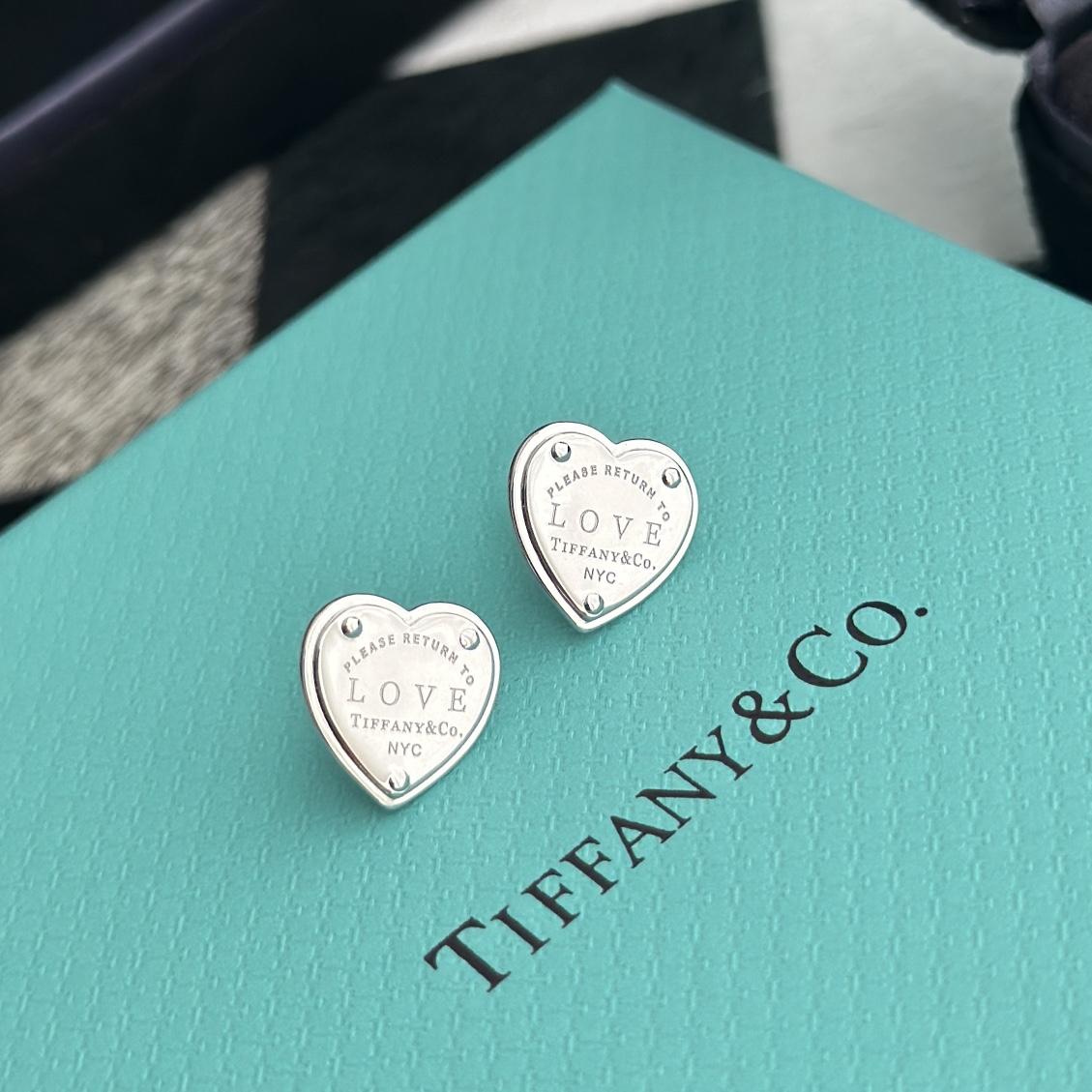 Tiffany&CO Heart Tag Earrings - 