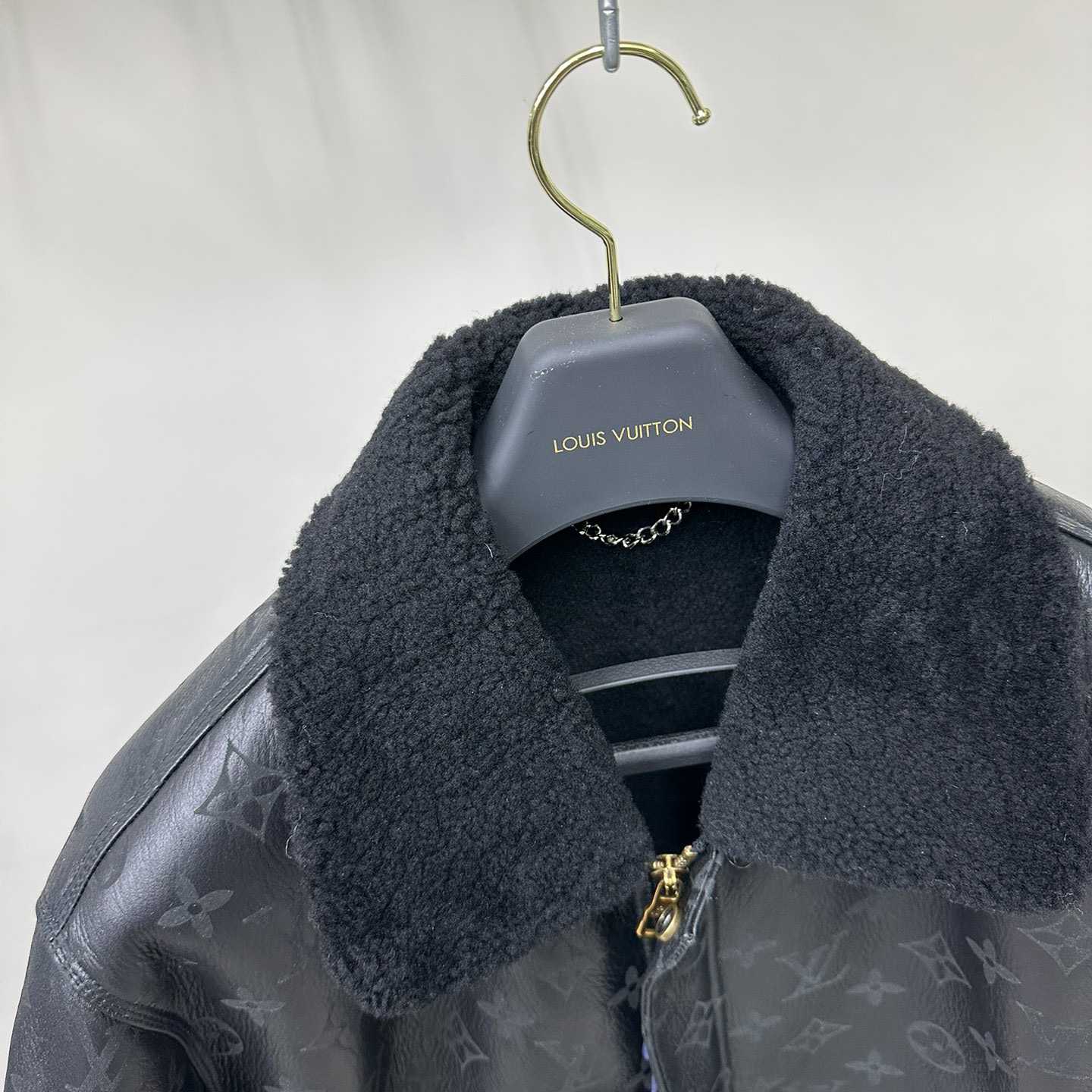 Louis Vuitton Shearling Embossed Monogram Jacket   1AAU29 - 