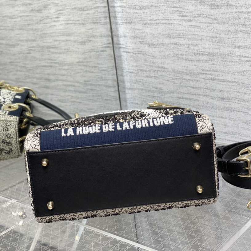Dior Embroidered La Roue La Fortune Tarot Medium Lady Dior Blue - 