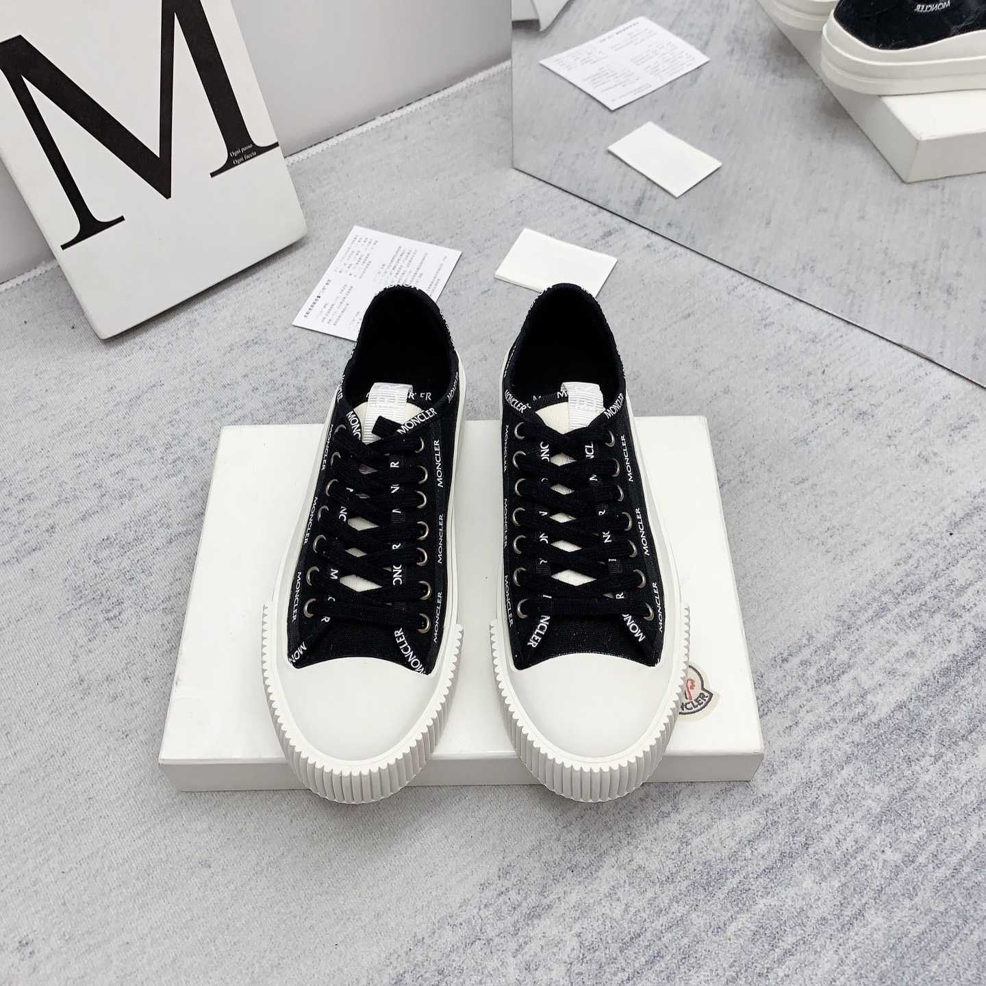 Moncler Glissiere Low-Top Sneakers - 