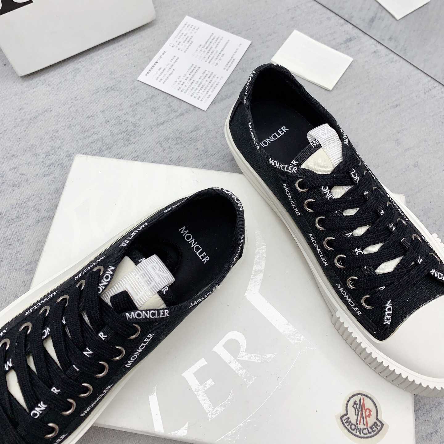 Moncler Glissiere Low-Top Sneakers - 