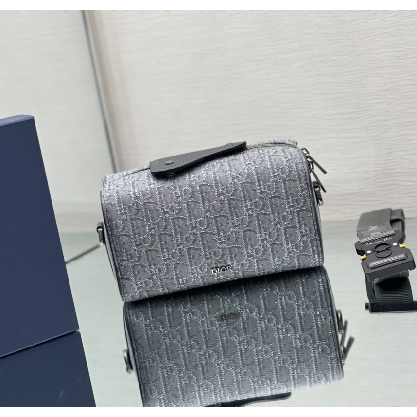 Dior Lingot 22 Bag - 
