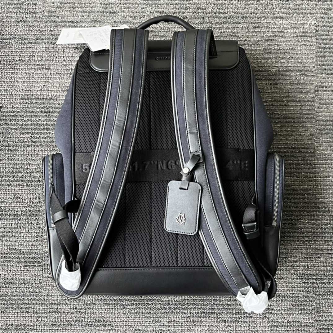 Rimowa Flap Backpack Large (44-37-16cm) - 