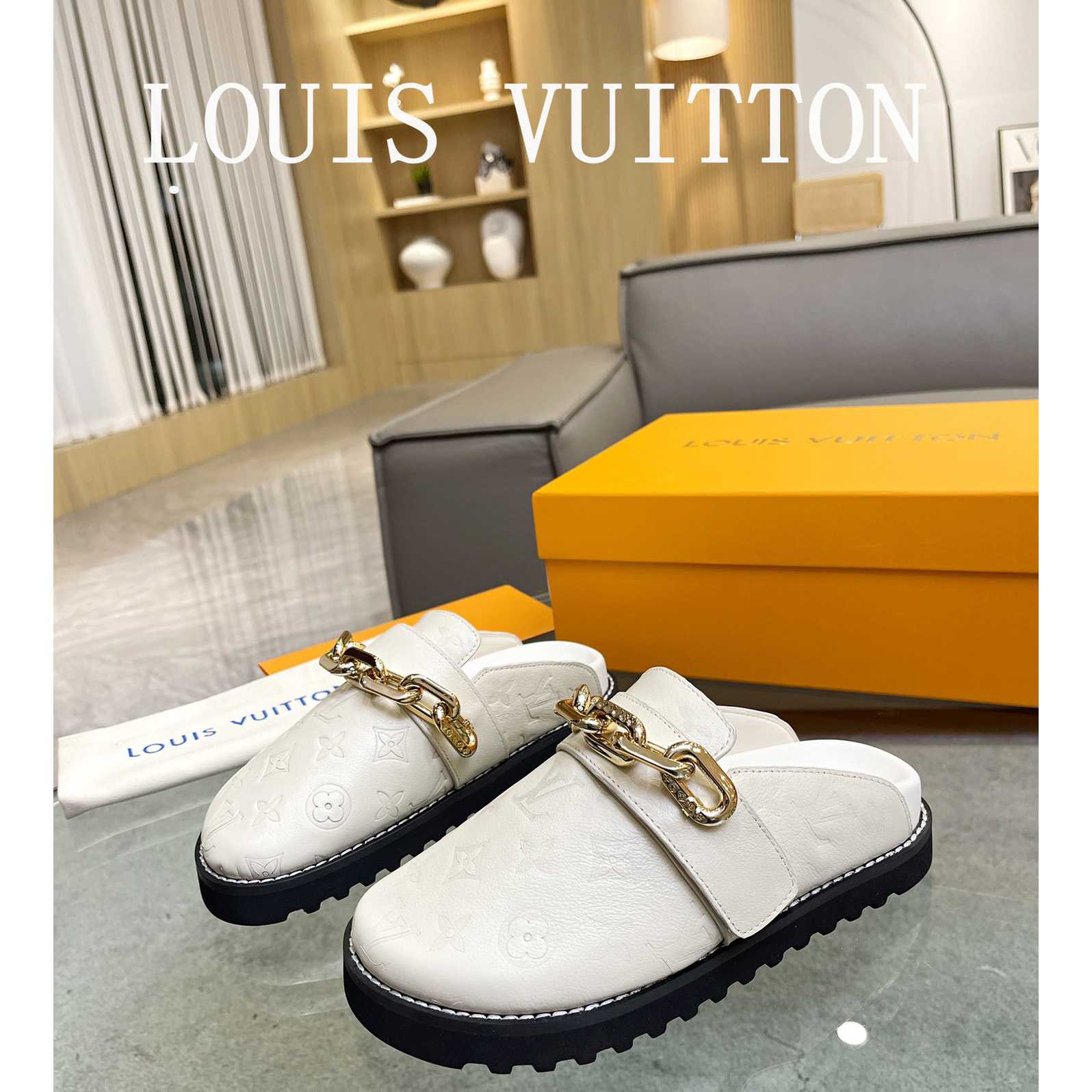 Louis Vuitton Lv Cosy Flat Comfort Clog         - 