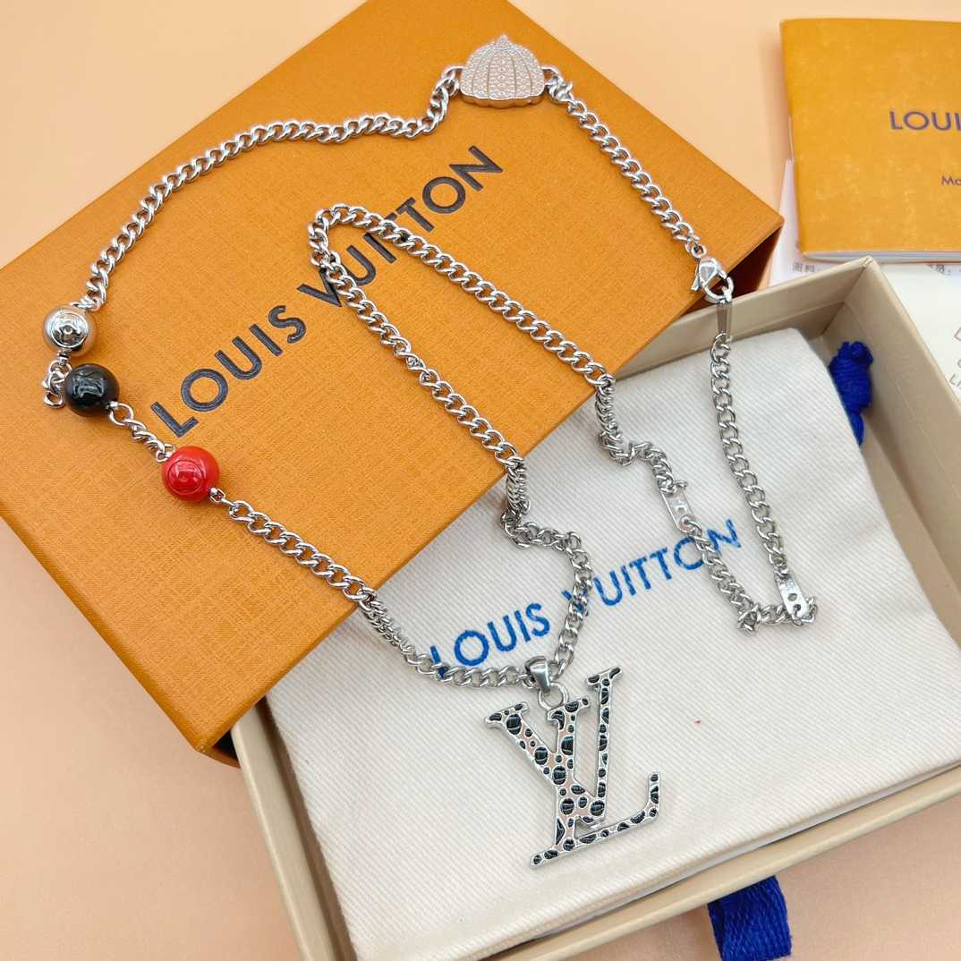 Louis Vuitton LV x YK LV Infinity Dots Pendant     M01089 - 