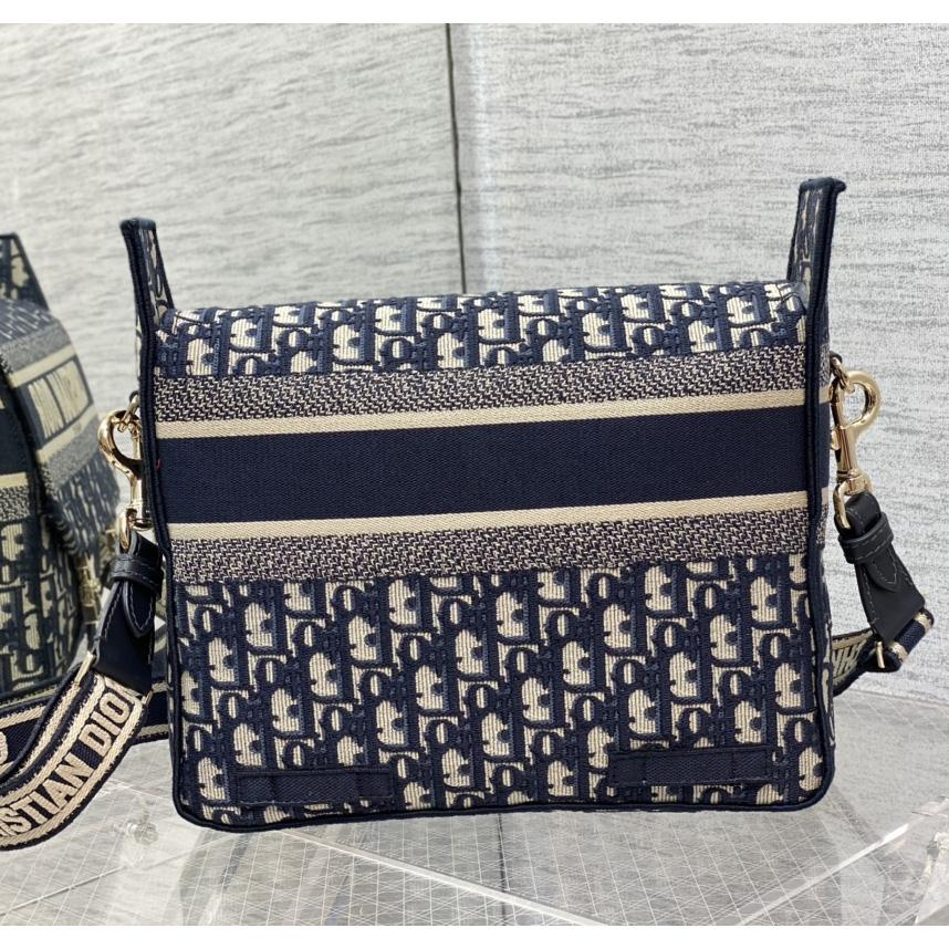 Dior Medium Diorcamp Bag  - DesignerGu