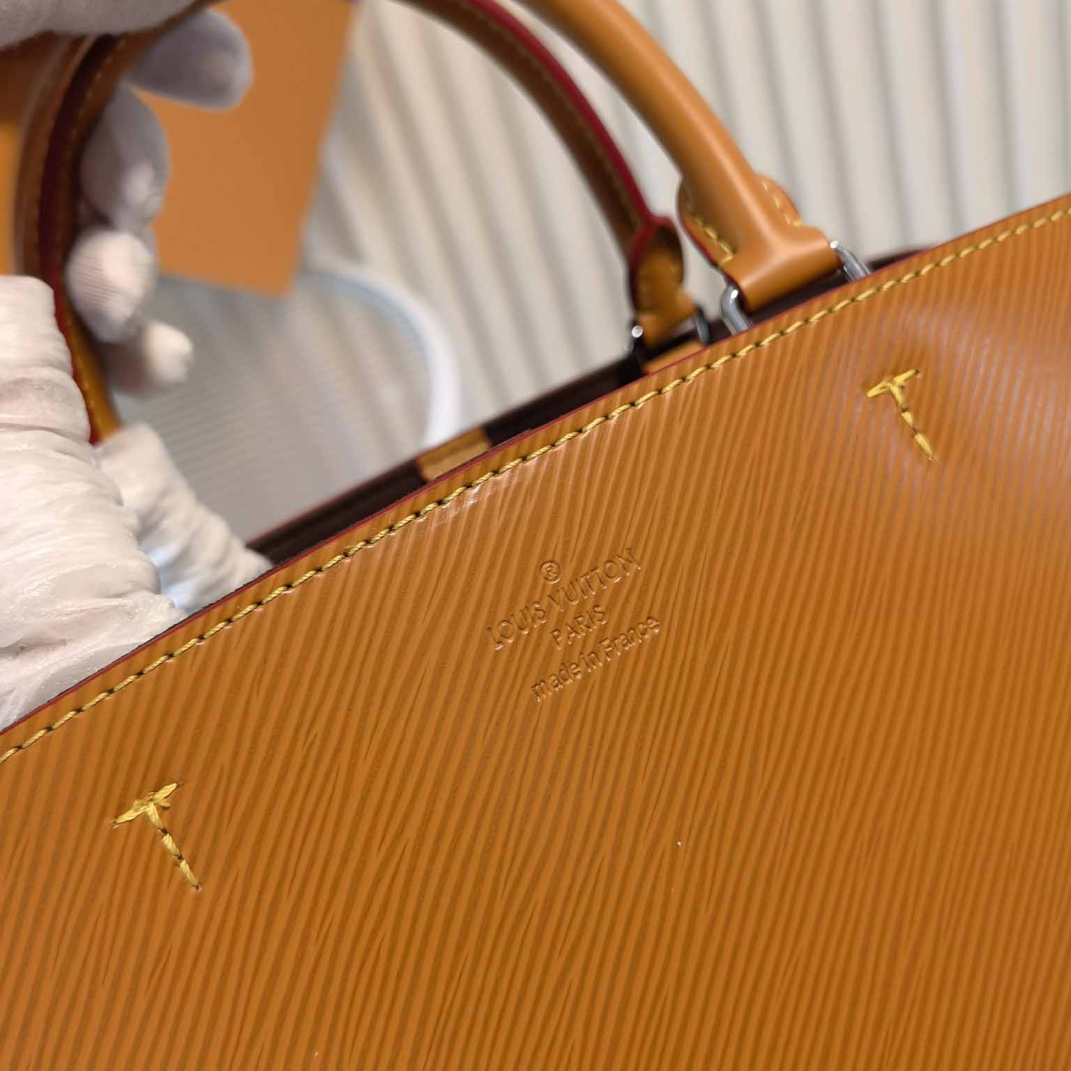 Louis Vuitton Marelle Tote MM    M59953 - 