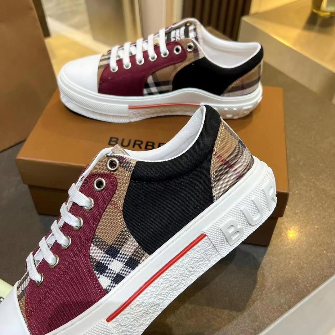 Burberry Kai Check Low-Top Sneakers - 