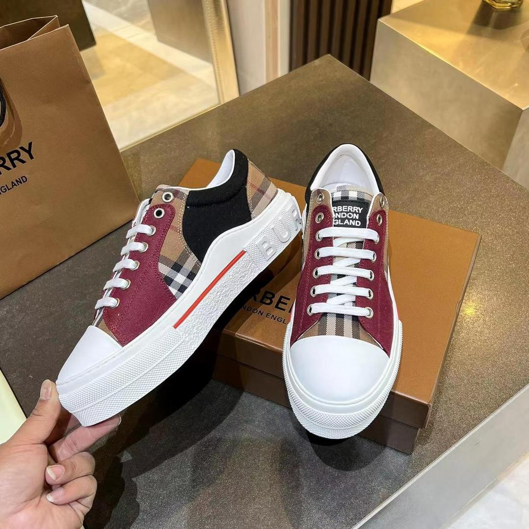 Burberry Kai Check Low-Top Sneakers - 