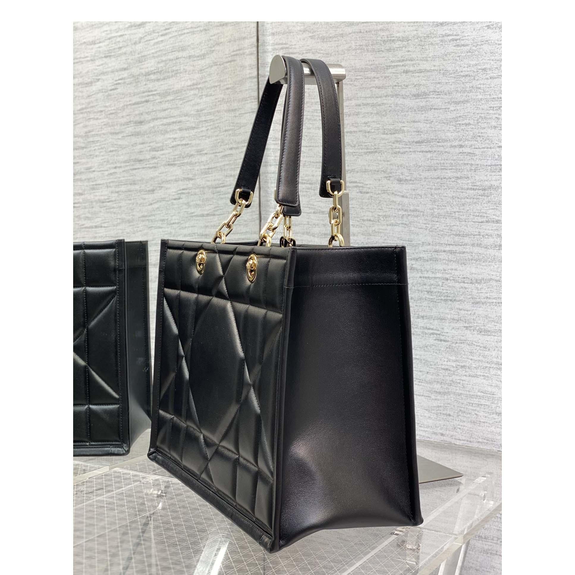 Dior Medium Dior Essential Tote Bag  - 
