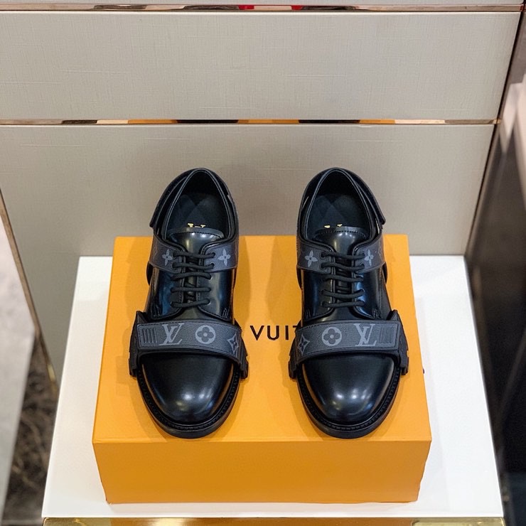 Louis Vuitton Derby Harness Boots - 
