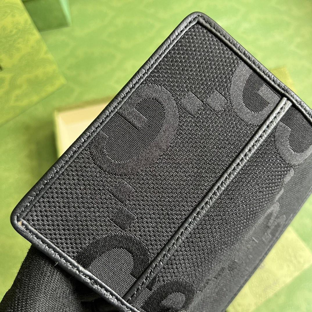 Gucci Jumbo GG Card Case - 