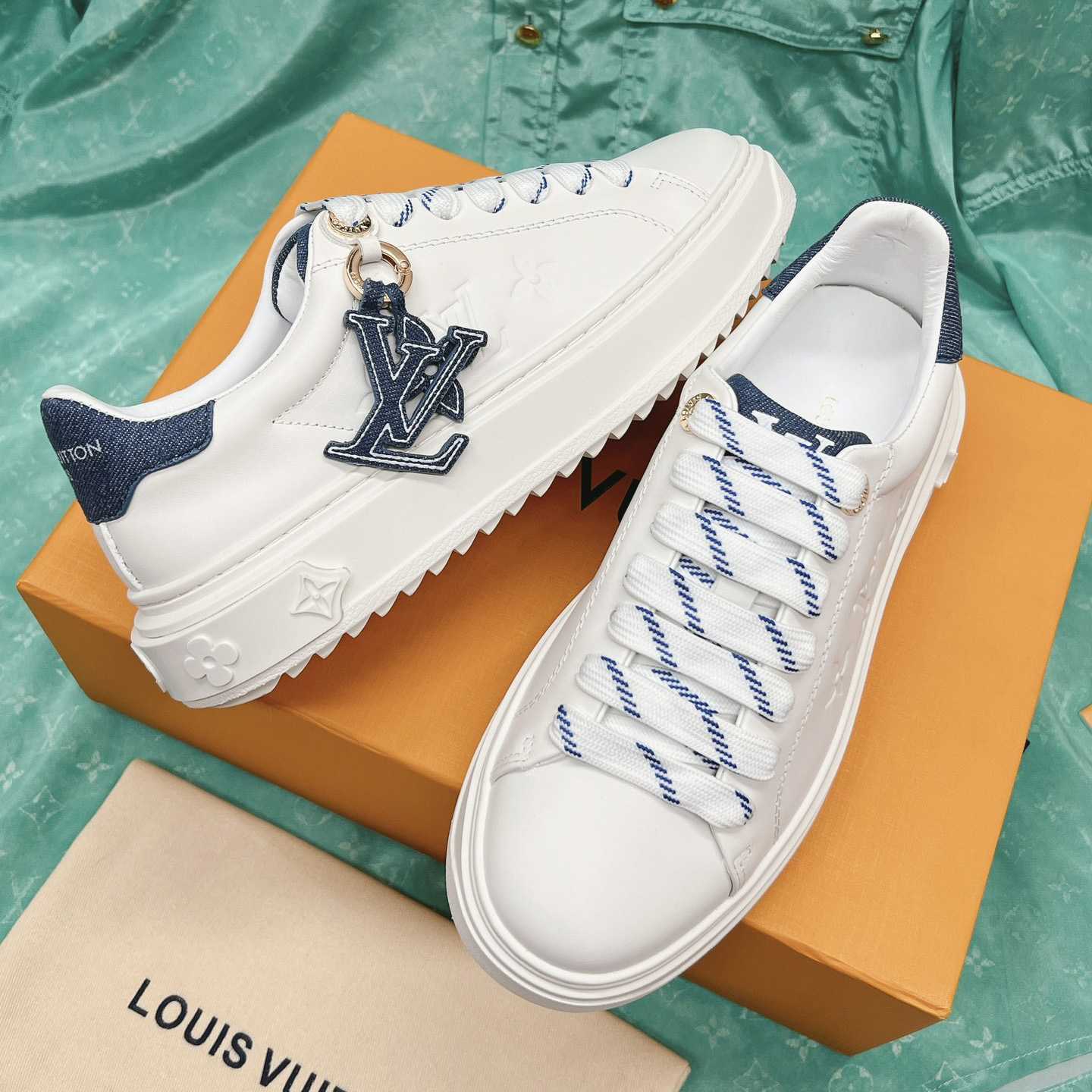 Louis Vuitton Time Out Sneaker (upon uk size)     1ABB4W - 
