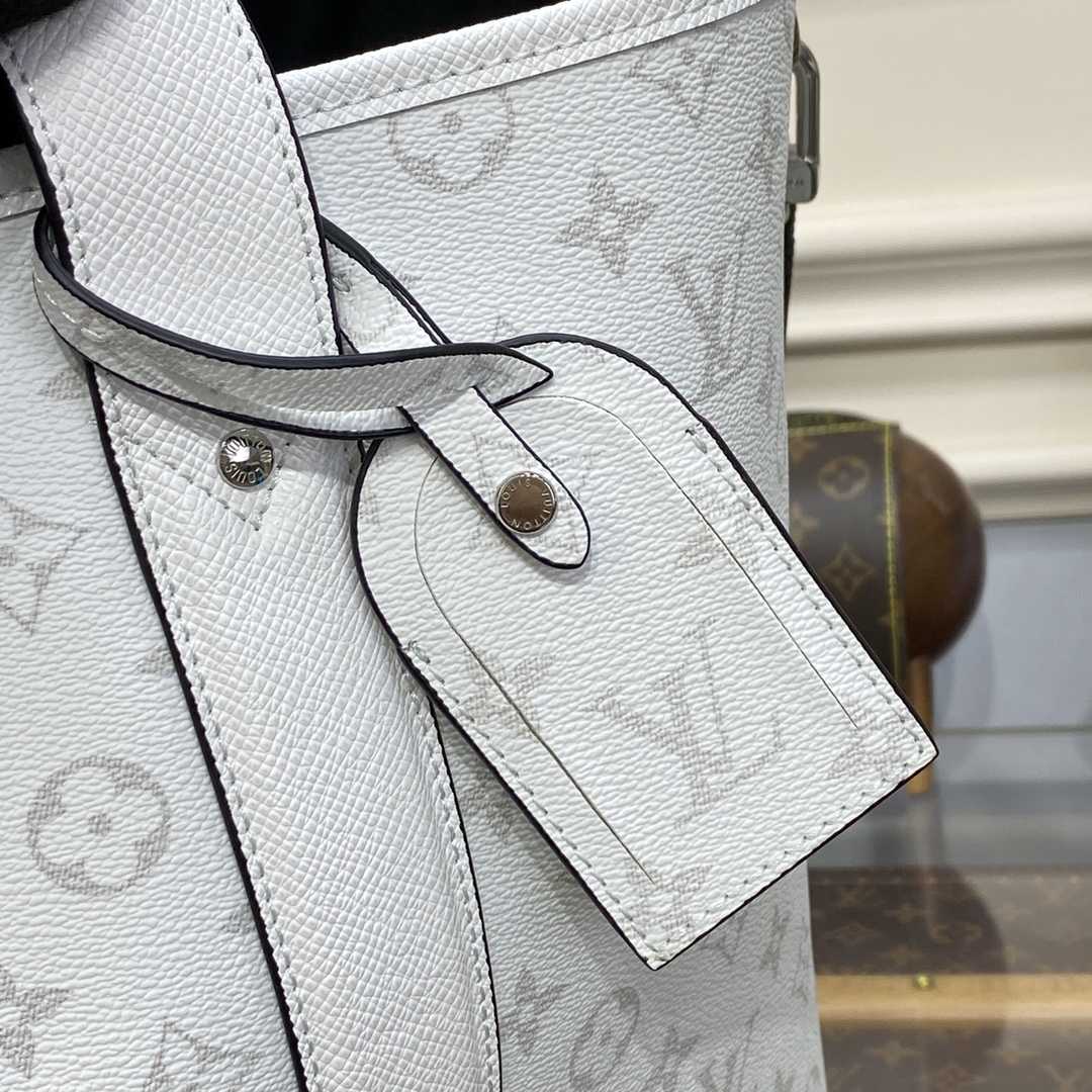 Louis Vuitton Weekend Tote NM(44 x 33 x 18cm)  M30919 - 