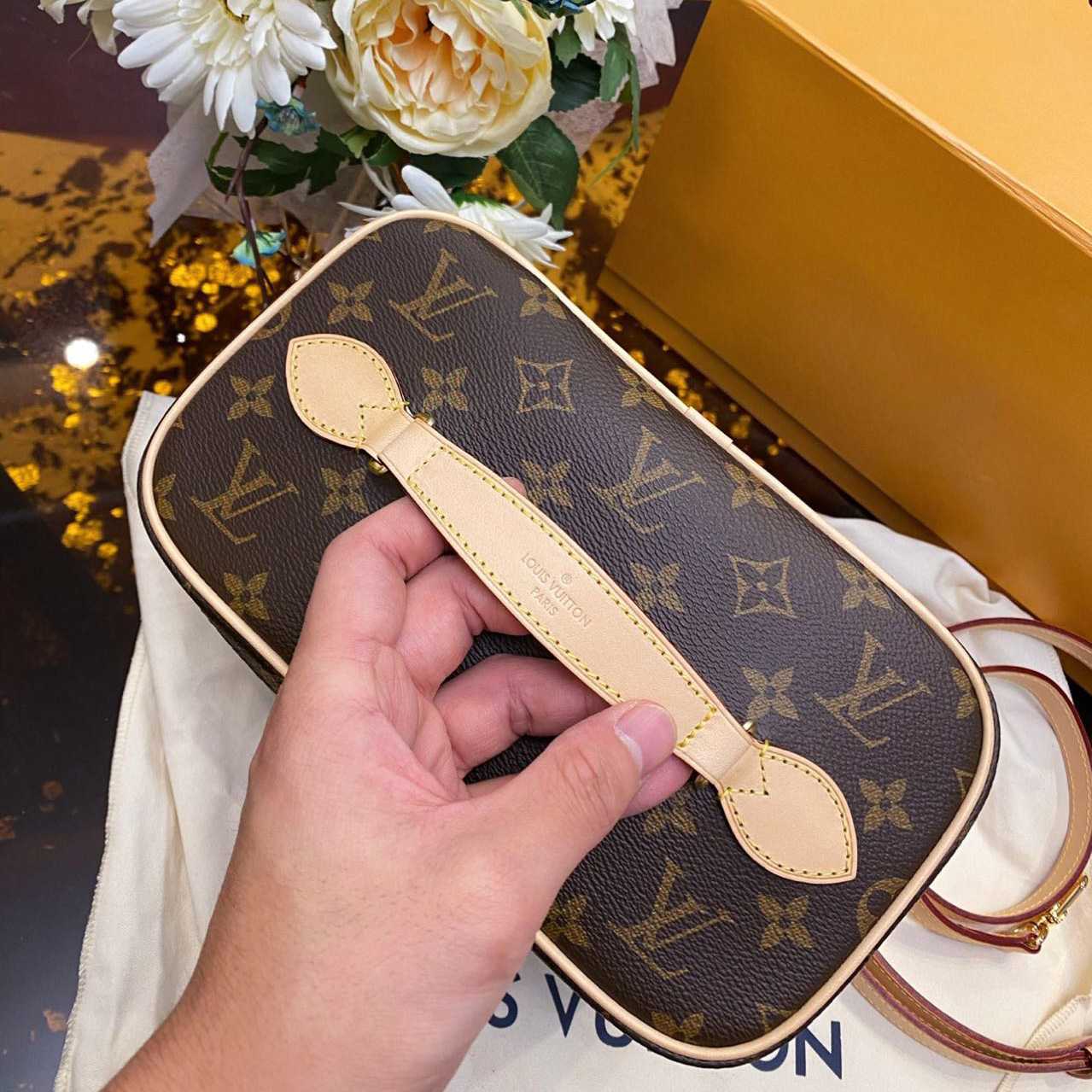 Louis Vuitton Nice BB Toiletry Pouch(24-14-17cm)  M42265 - 
