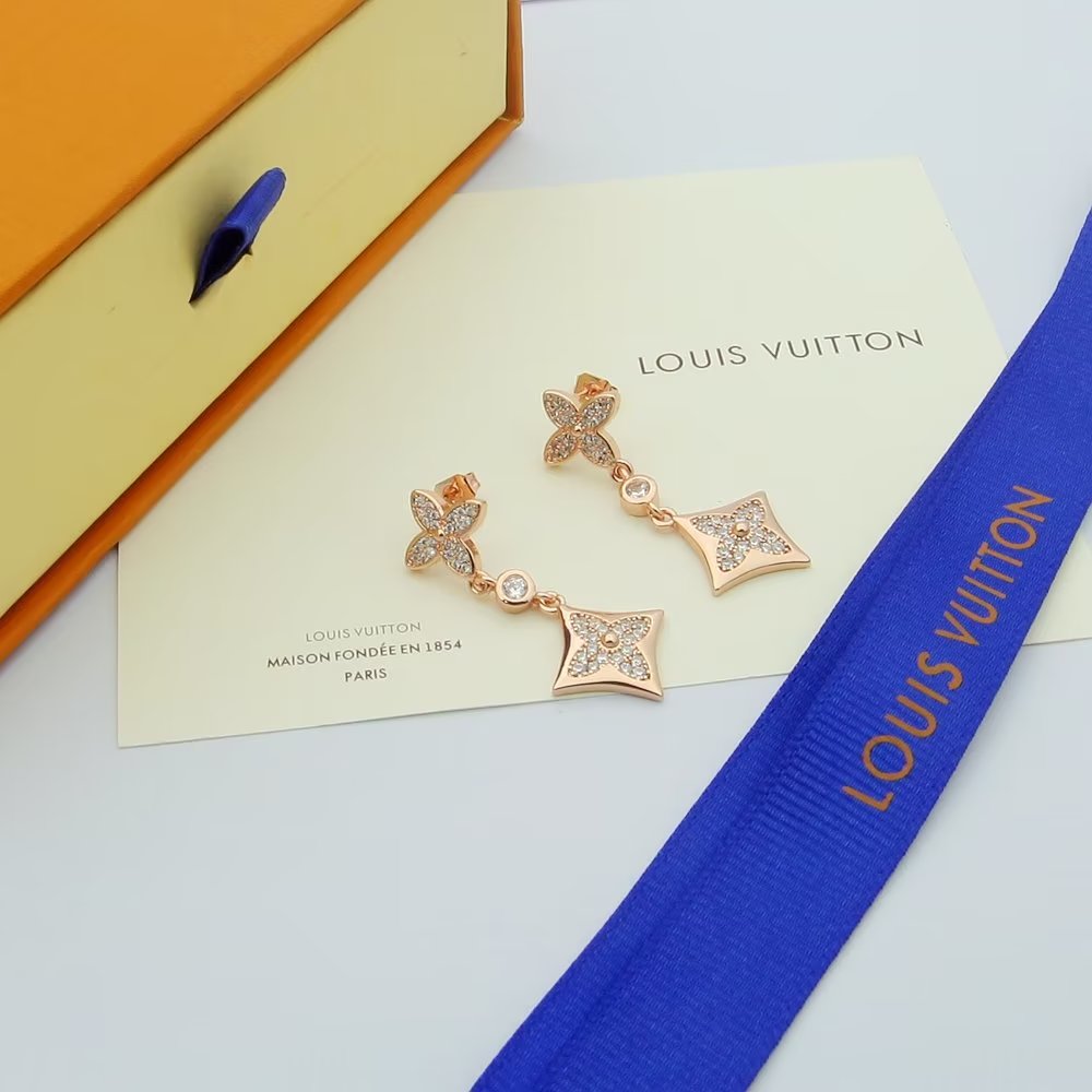 Louis Vuitton Color Blossom Long Earrings, White Gold And Diamonds   Q96501 - 
