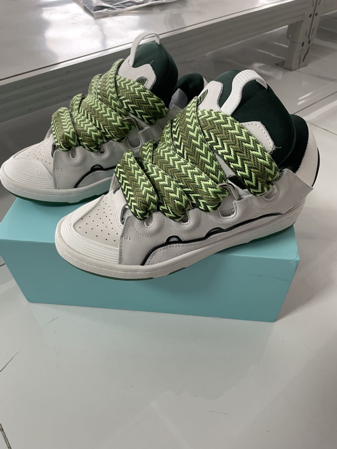 Lanvin Leather Curb Sneakers - 