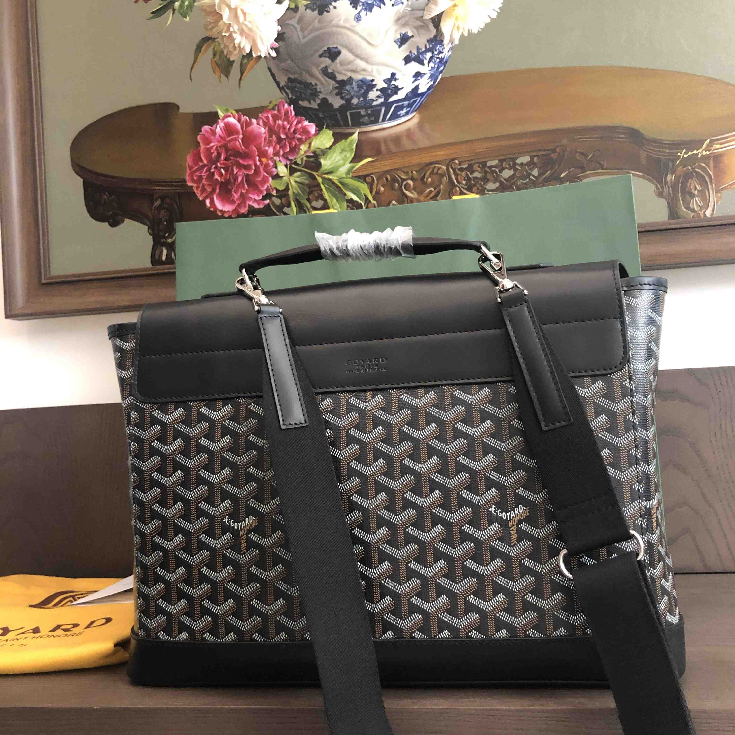 Goyard Citadin PM Messenger Bag  (38-26-8cm) - 