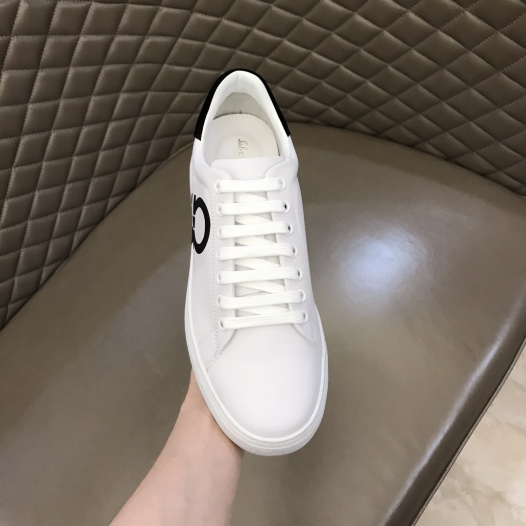 Ferragamo Gancini Sneaker - 