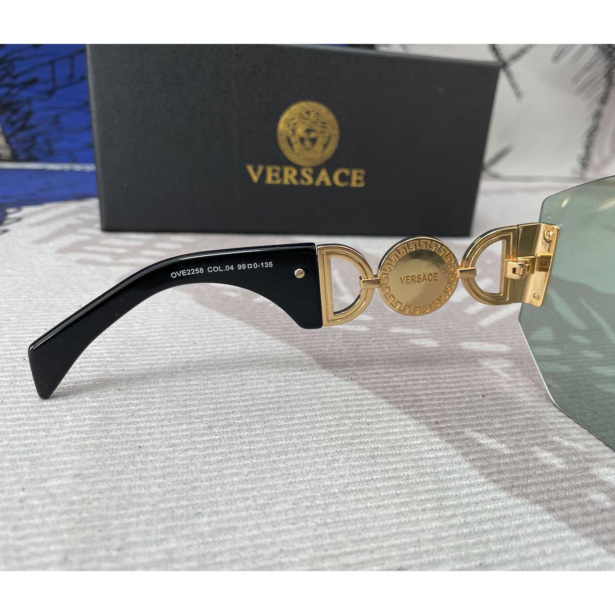 Versace Medusa Biggie Mask Sunglasses   VE2258 - 