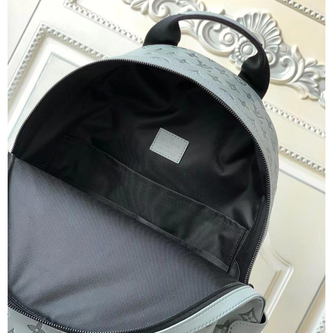 Louis Vuitton Discovery Backpack (29-38-20cm)    M46557 - 