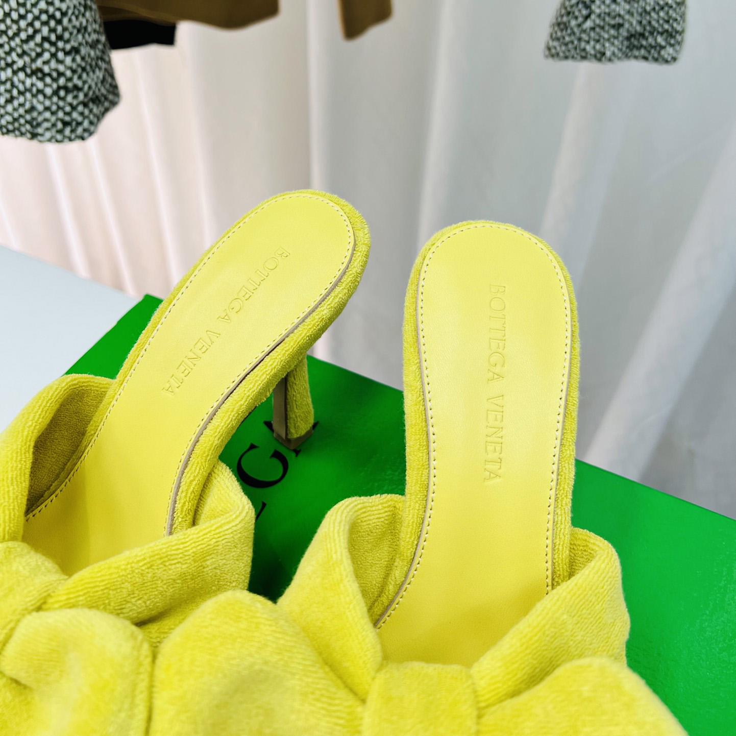 Bottega Veneta Yellow Heeled Sandals - 