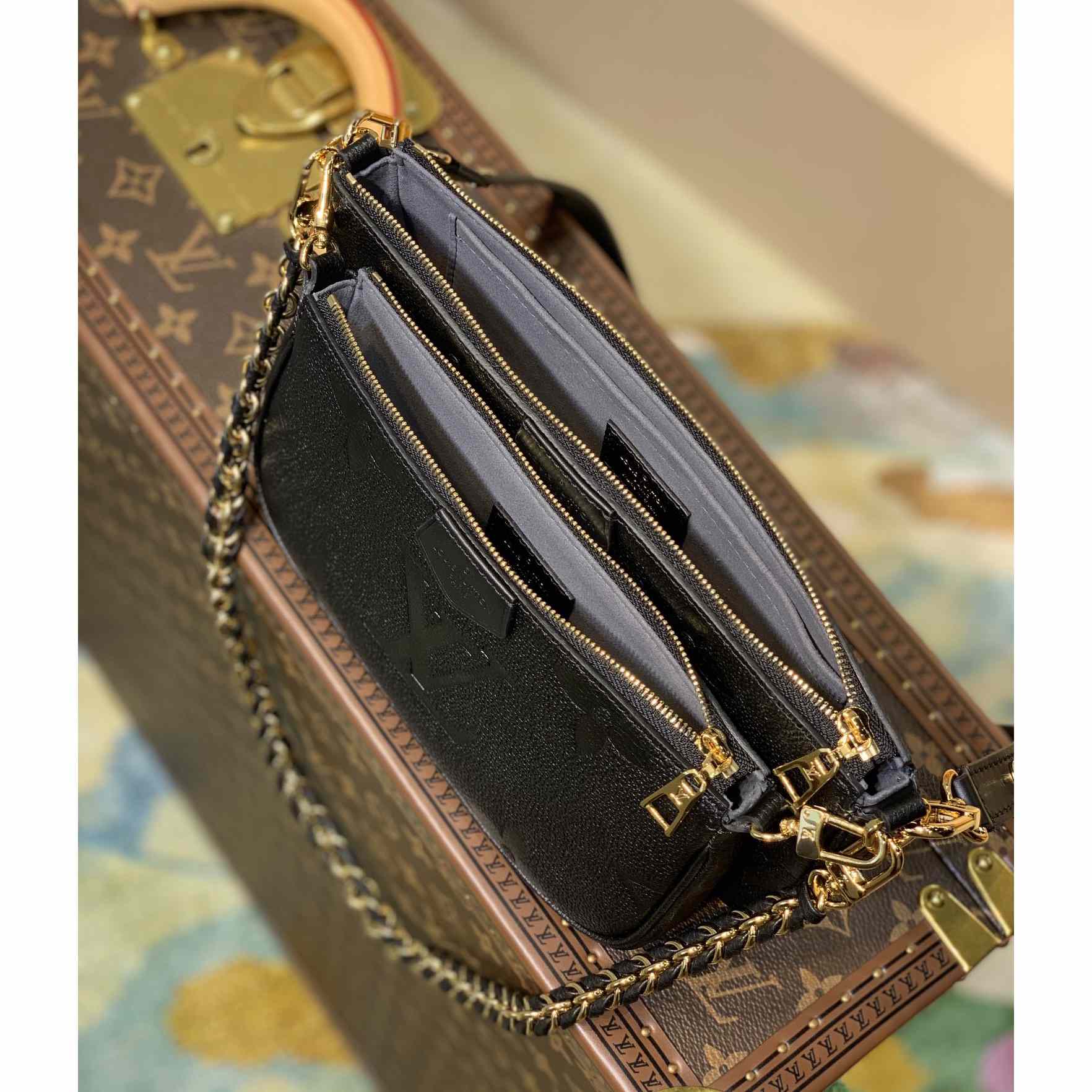 Louis Vuitton Multi Pochette Accessoires   (24 x 13.5 x 4cm) M57631 - 