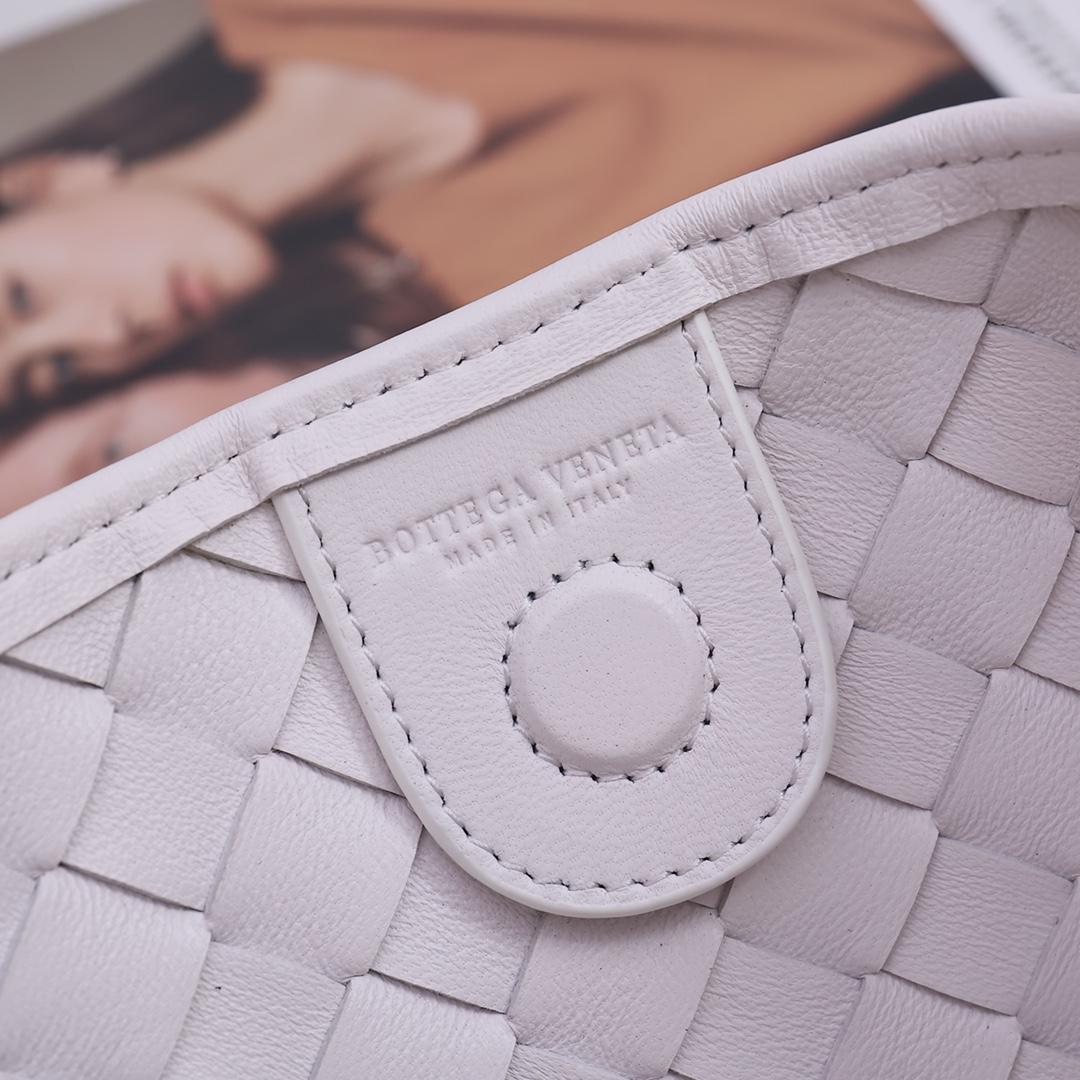 Bottega Veneta Sardine - 