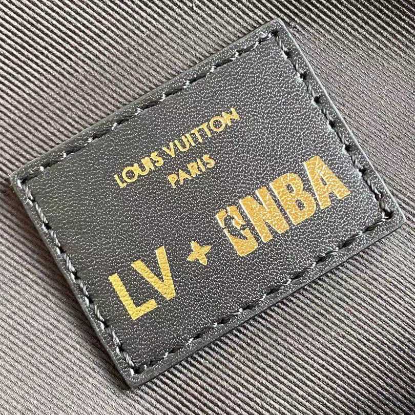 Louis Vuitton LVxNBA Basketball Backpack  (24 x 45 x 19cm)   M57972 - 