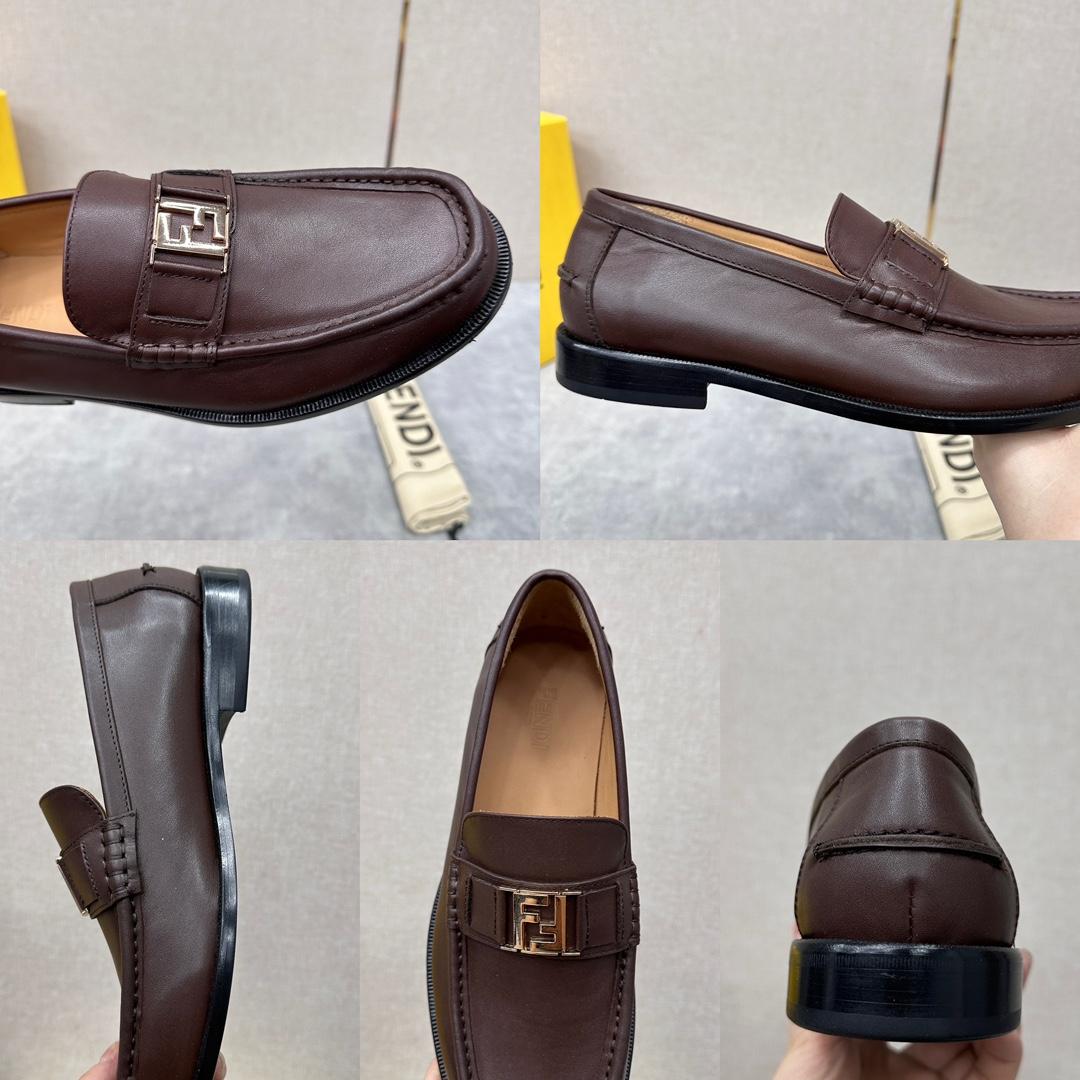 Fendi Men's Brown Loafer - 