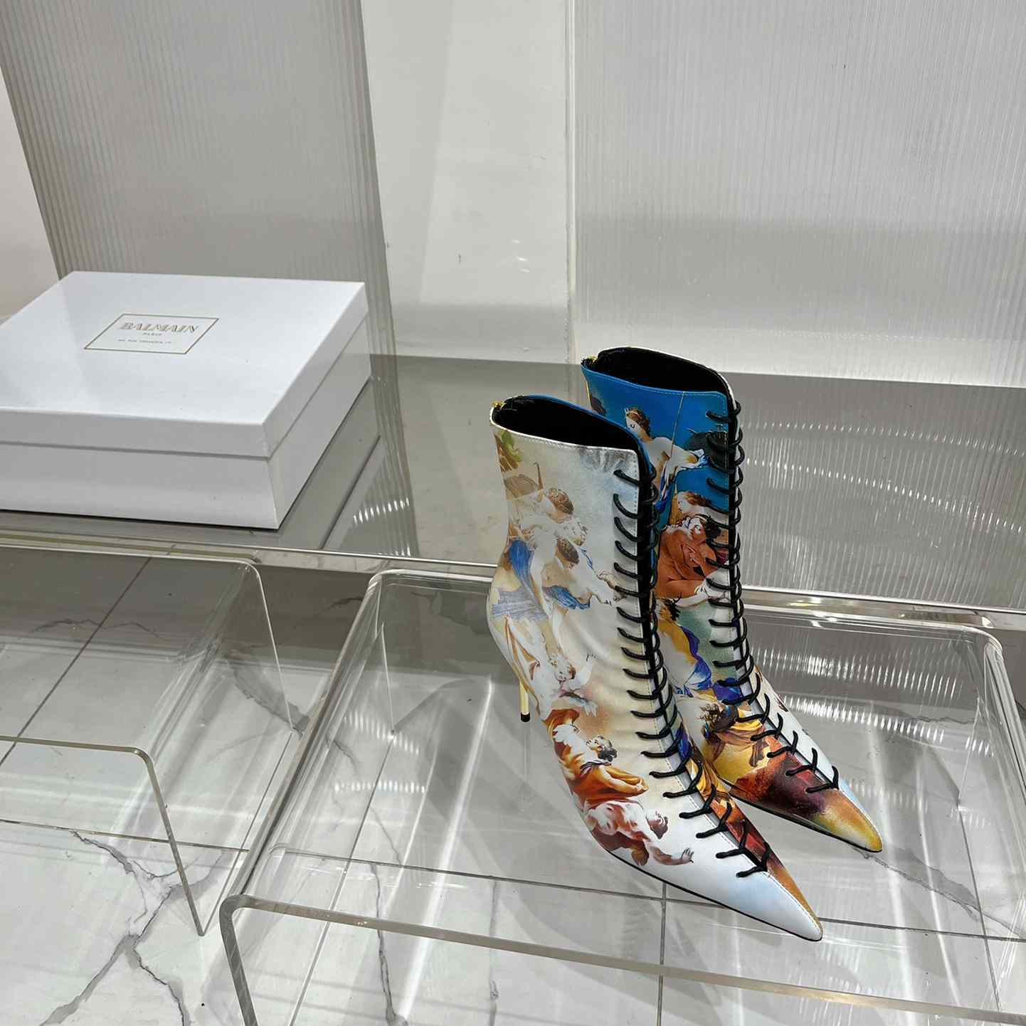 Balmain Uria Ankle Boots In Sky Print Leather - 