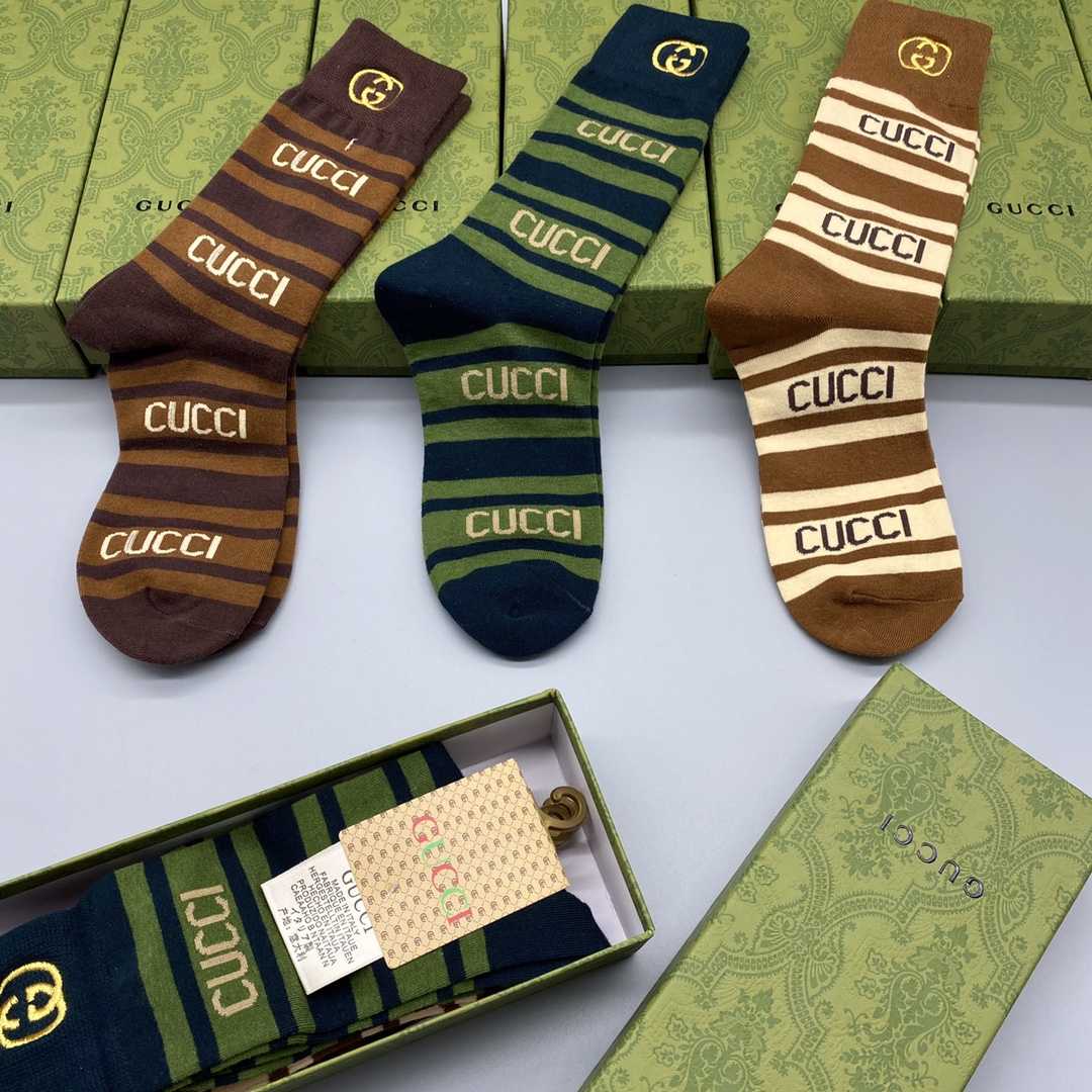 Gucci GG Socks/Box - DesignerGu