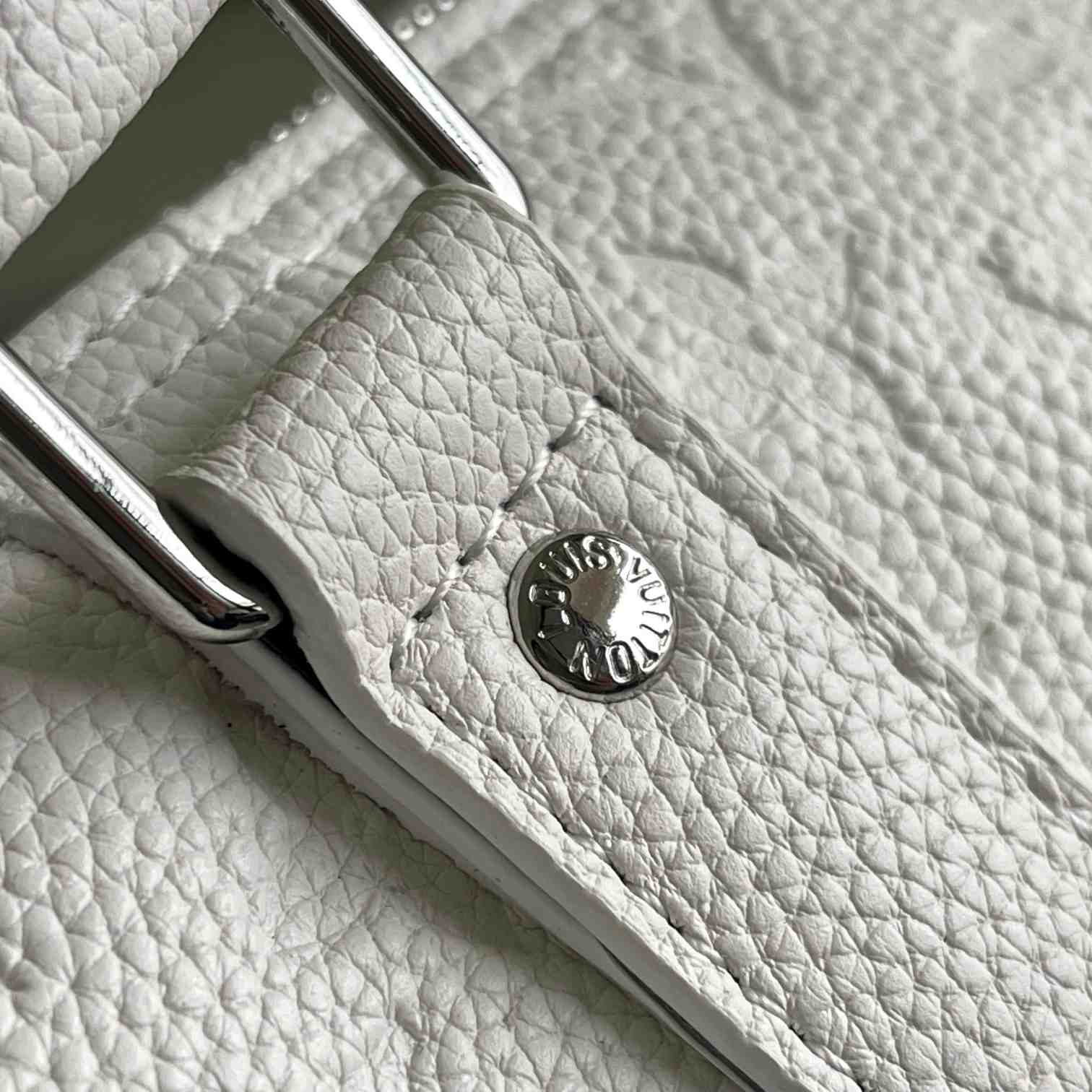 Louis Vuitton LV x YK Bandoulière Keepall 50    M21678 - 