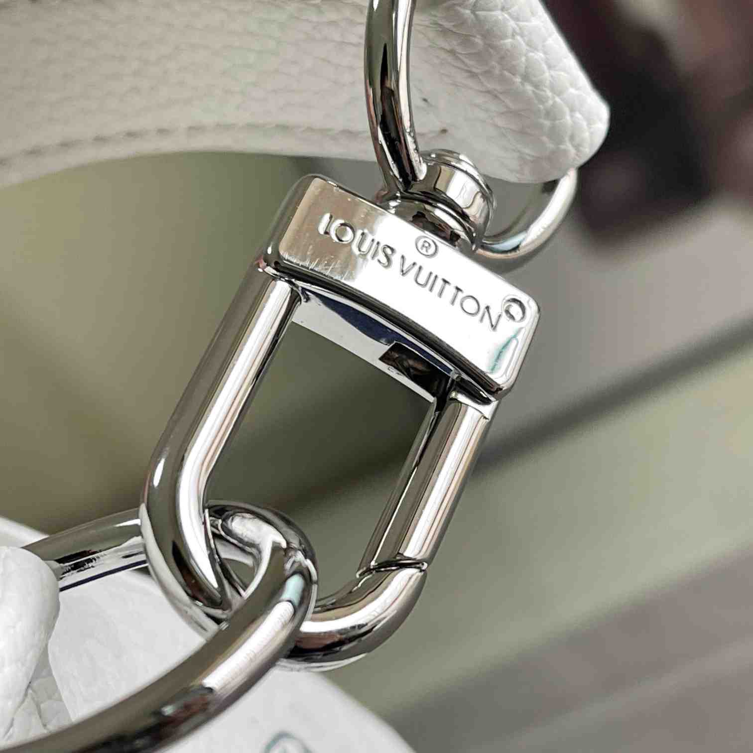 Louis Vuitton LV x YK Bandoulière Keepall 50    M21678 - 