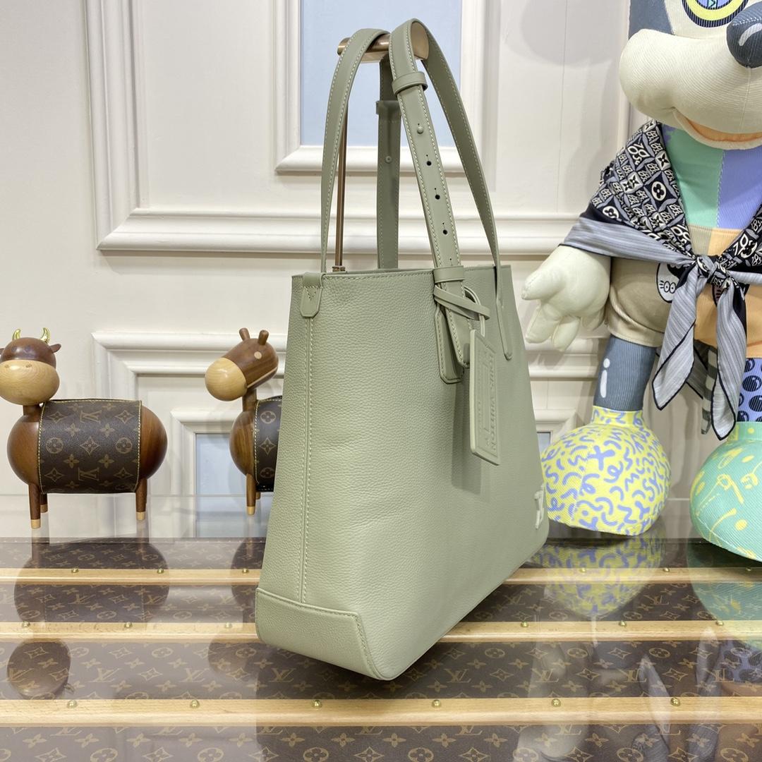Louis Vuitton Fastline Tote LV Aerogram (38-32.5-13cm)    - 
