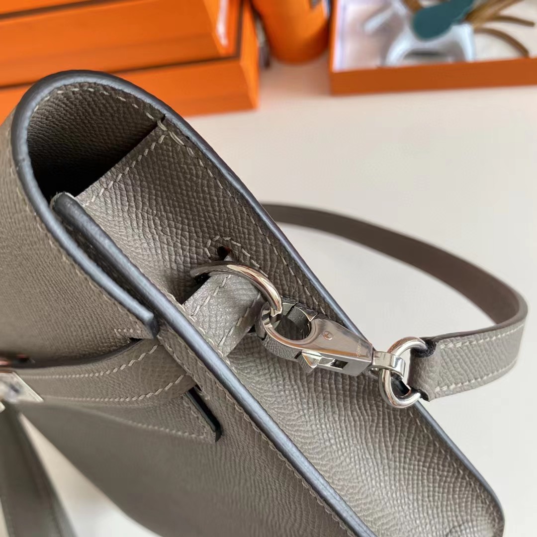Hermes Kelly Dépêches Leather Bag (25-19-5cm) - 