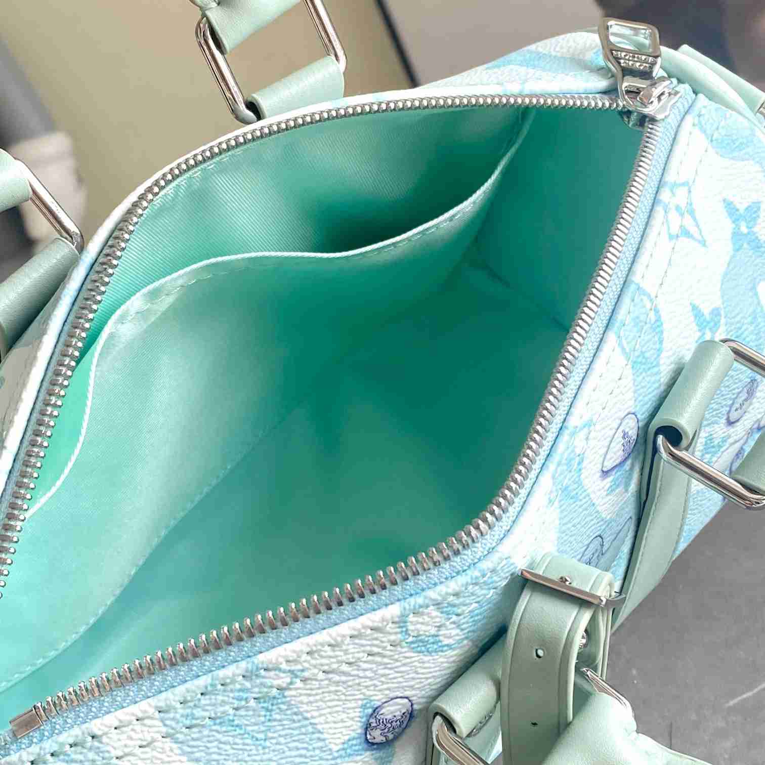 Louis Vuitton Keepall Bandoulière 25    M22527 - 