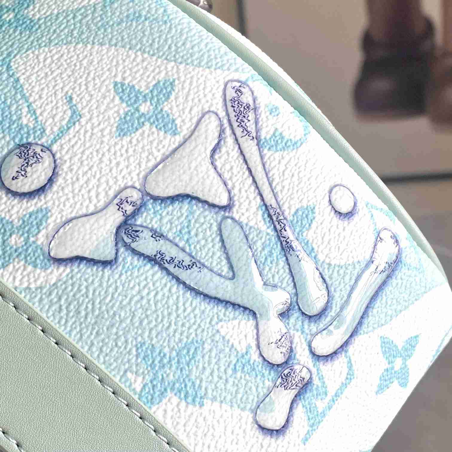 Louis Vuitton Keepall Bandoulière 25    M22527 - 