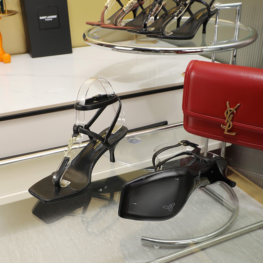 Saint Laurent Cassandra 65mm Leather Sandal    - 