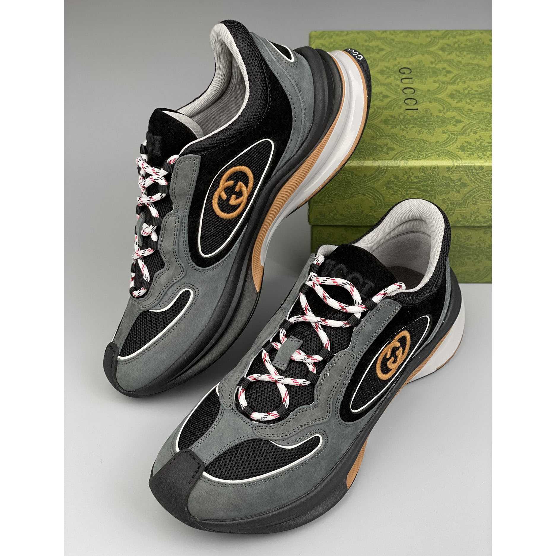 Gucci Run Sneaker - 