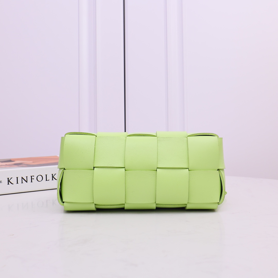 Bottega Veneta Small Brick Cassette - 
